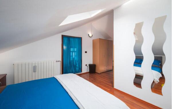 Apartment Cozy Abazi *