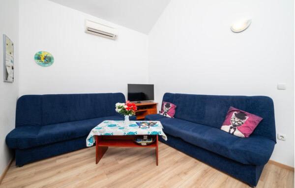 Apartment Cozy Abazi